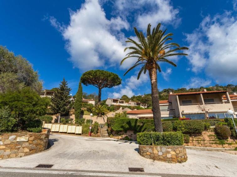 Residence Le Paradou Rayol-Canadel-sur-Mer Bagian luar foto